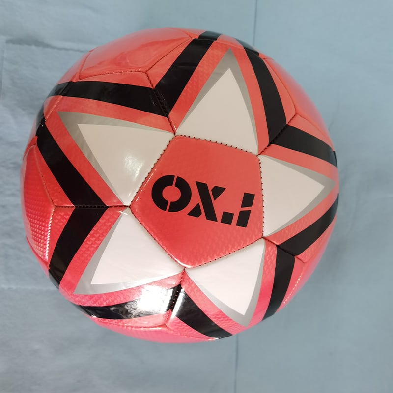 High performance machine stitched soccer ball